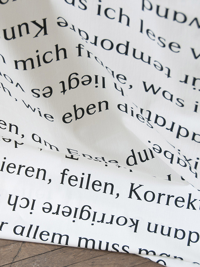 Kurkuma, convey. Our limbs leave invisible pollen on the pages